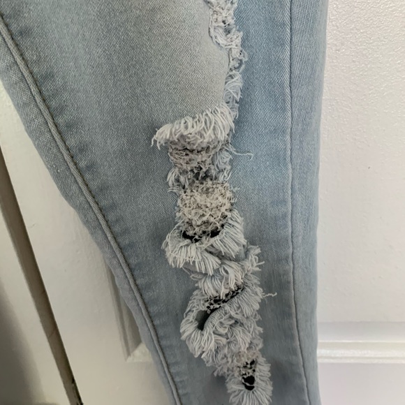 Light Wash Distressed Fashion Nova Jeans - Picture 4 of 16